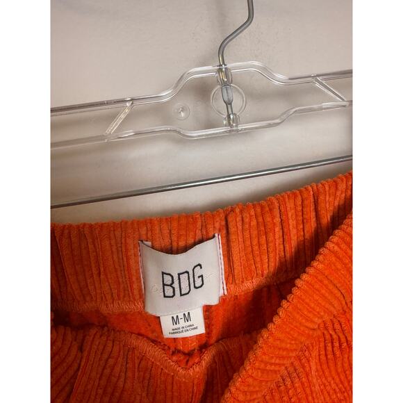 Urban Outfitters BDG Josie Flare Pants Sz M Orange Ribbed Corduroy Wide Leg - Picture 5 of 5